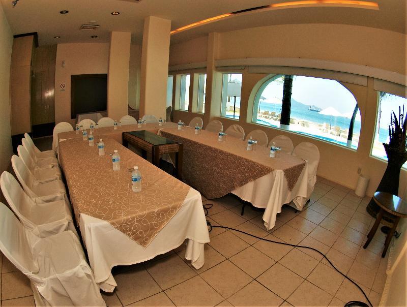 Camino Real Manzanillo Hotel Exterior photo